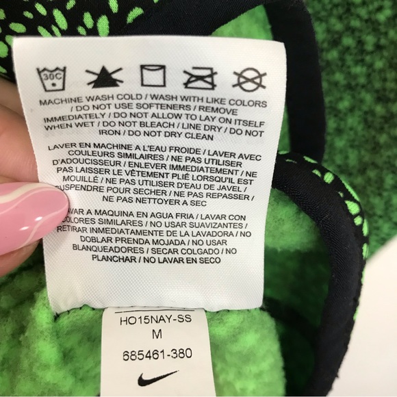 Nike Green/Black Therma-Fit Hoody - Picture 6 of 7